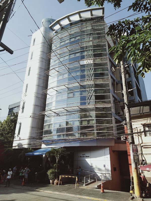 St. Luke's Medical Center Extension Clinic (SLEC) building exterior at 1177 J. Bocobo Street, Ermita, Manila